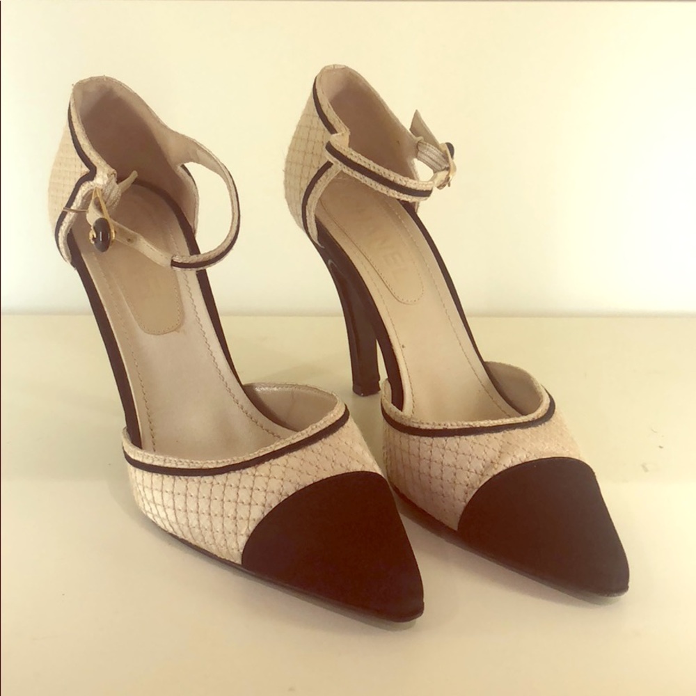 CHANEL CLASSIC Mary Jane 4” Logo Ankle Strap